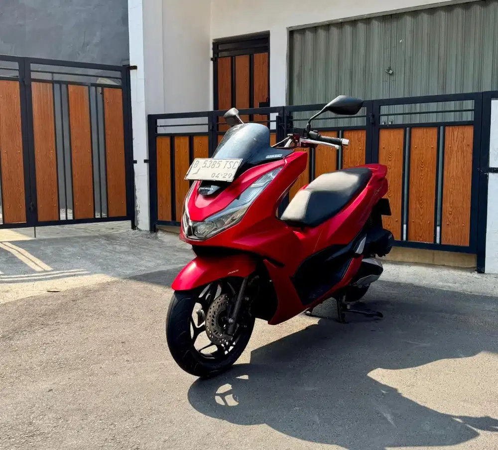 Honda PCX 160 ABS ISS (Tipe Tertinggi) MULUSSS Pajak Panjang
