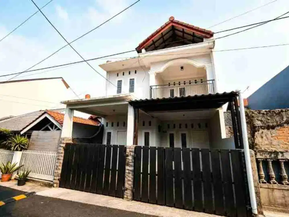 Rumah 2 Lantai Semi Furnished Pondok Bambu Duren Sawit LT90 LB160