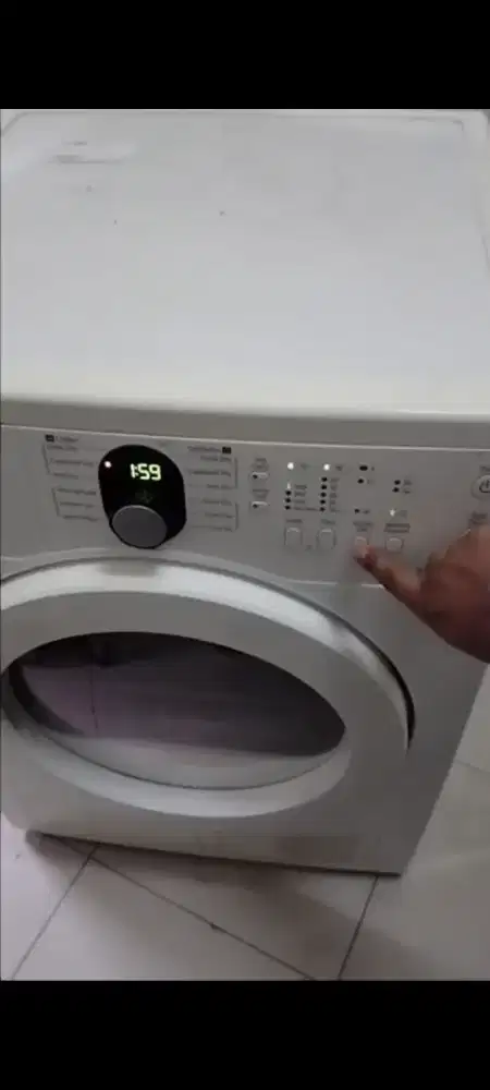 Mesin cuci merek Samsung