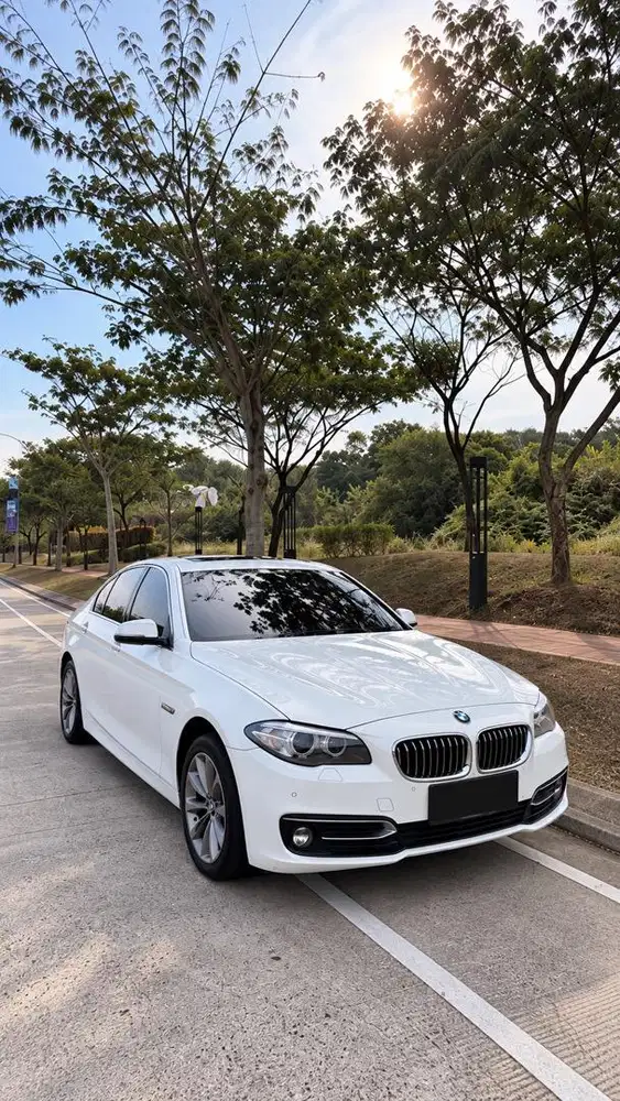 BMW 520D LUXURY SUNROOF 2015