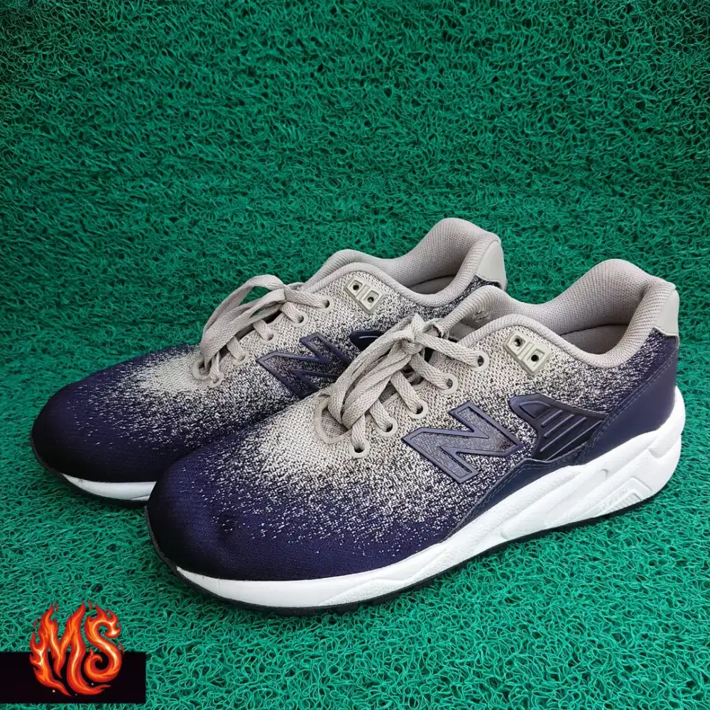 Sepatu NB MRT580JV