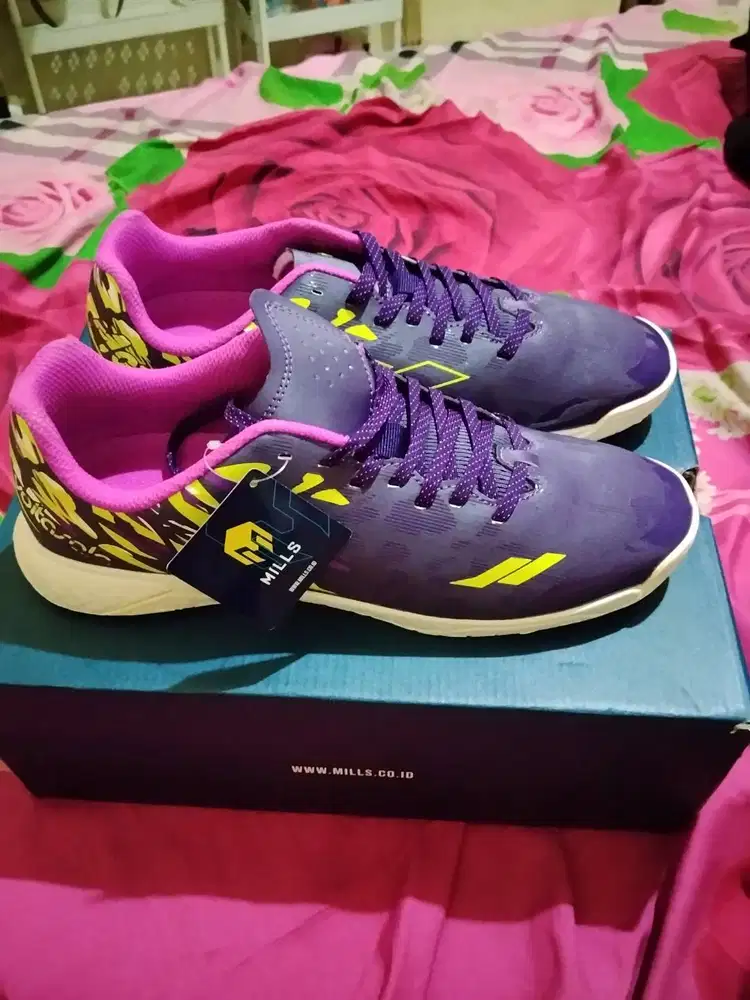SEPATU FUTSAL MURAH