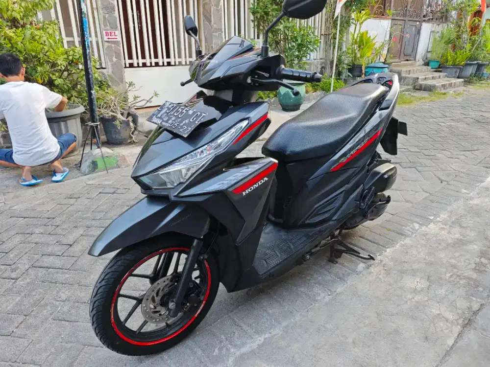 BU vario 125 2017 kondisi sgt bagus samsat ketintang