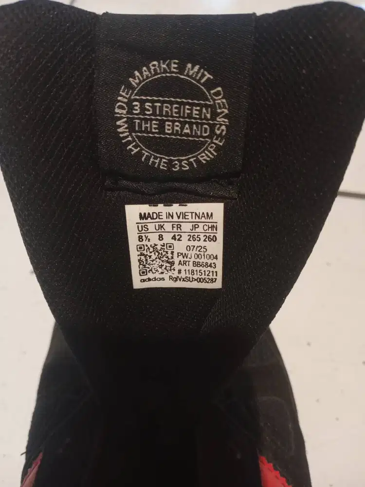 Sepatu Adidas Made In Vietnam