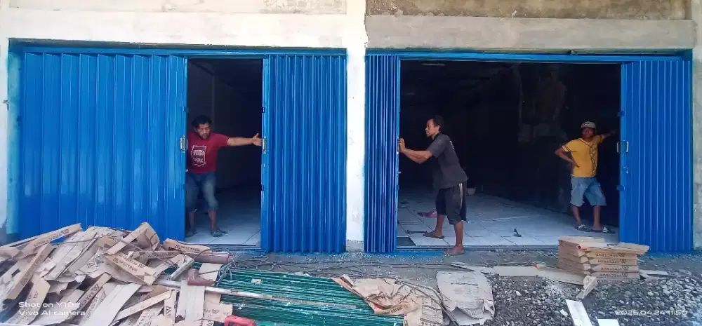 pintu harmonika