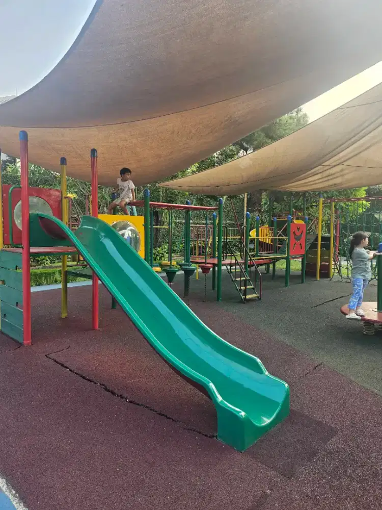 Beragam Mainan Playground Anak dan Furniturnya