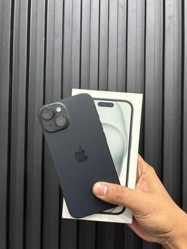 iPhone 15 Basic 128GB Bergaransi Resmi iBox
