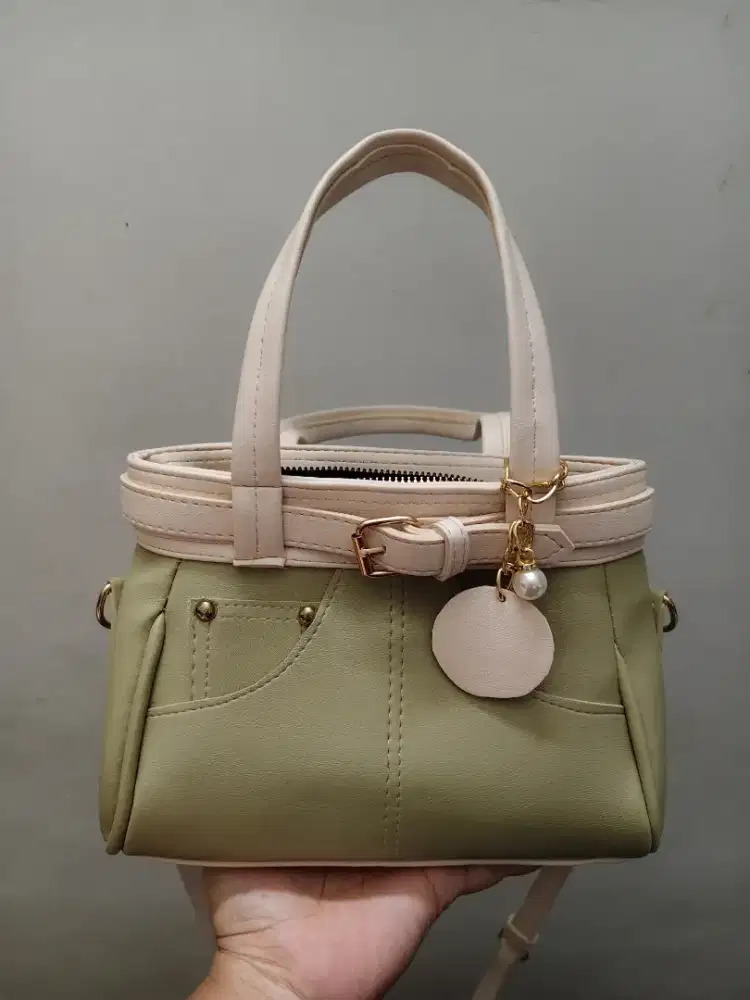 Tas Kecil warna hijau