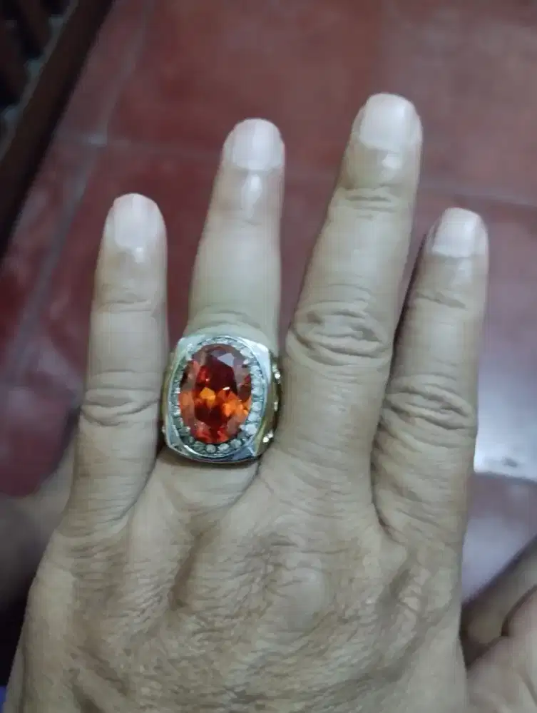 Batu Paparacha Orange
