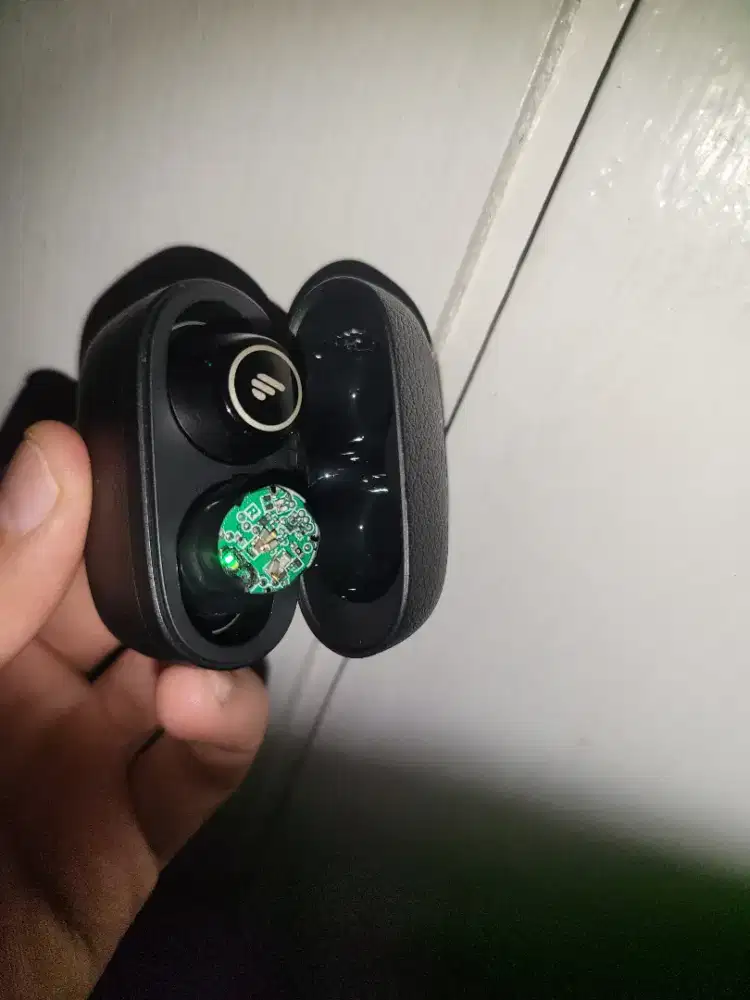 Edifier X3 Pro. Lengkap