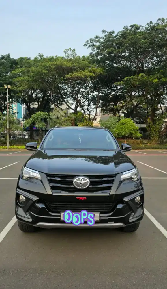 Toyota Fortuner 2.4 VRZ AUTOMATIC AT TRD 2019 KM Low Cash