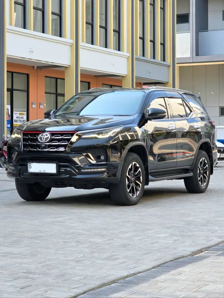 Toyota Fortuner VRZ TRD 2.4 AT 2020 pajak panjang bulan 12 - 2027