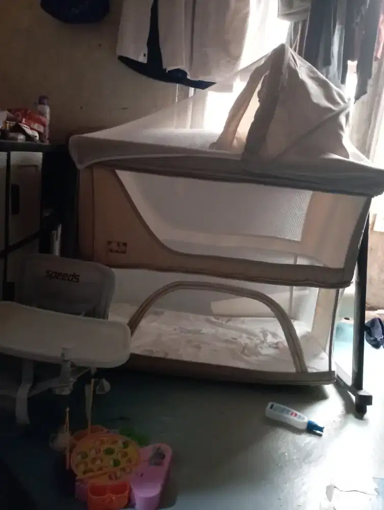 Tempat tidur bayi/ box bayi