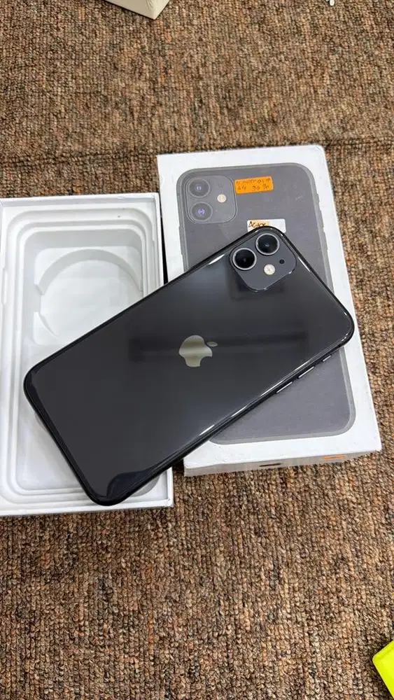 iPhone 11 64 gb inter