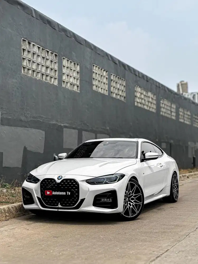 KM5RB BMW G22 430i Coupe M Sport Pro Mineral White Metallic 2022