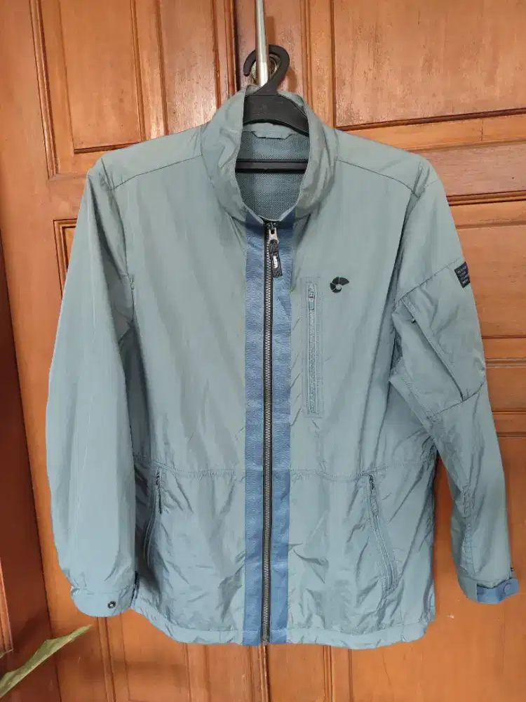 Jaket outdoor NEPA waterproof/daun talas