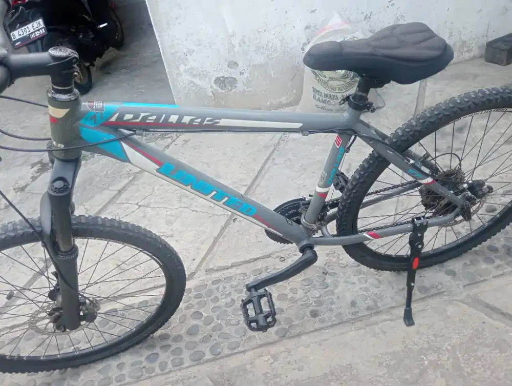 Sepeda MTB united dallas xc 77 UK 26 aloy