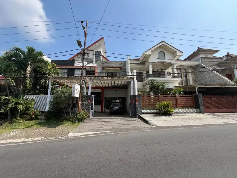 Rumah Poros Jalan Dewandaru Suhat Murah Lagi BU