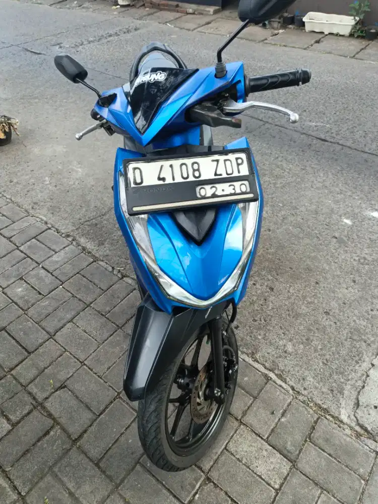 New Beat FI ISS 2020 Biru Hitam