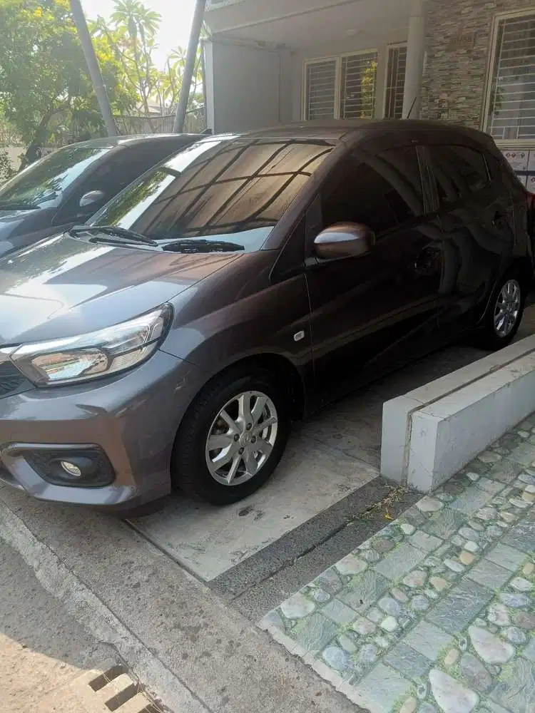 CASH JUAL CEPAT Honda Brio Satya 2023 KM rendah Pajak Panjang