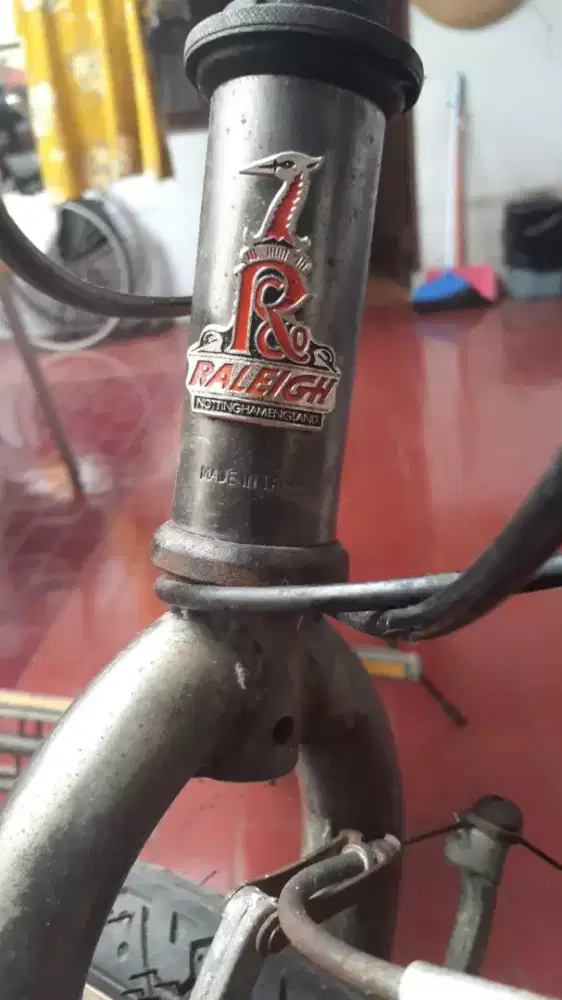 Sepeda MTB Raleigh Nottingham England ban 26