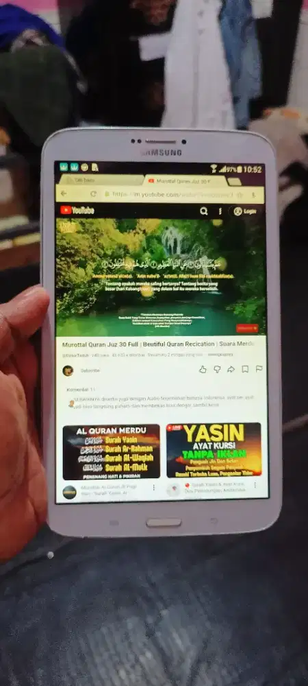 Samsung Tab 3 8in bisa YouTube via Chrome
