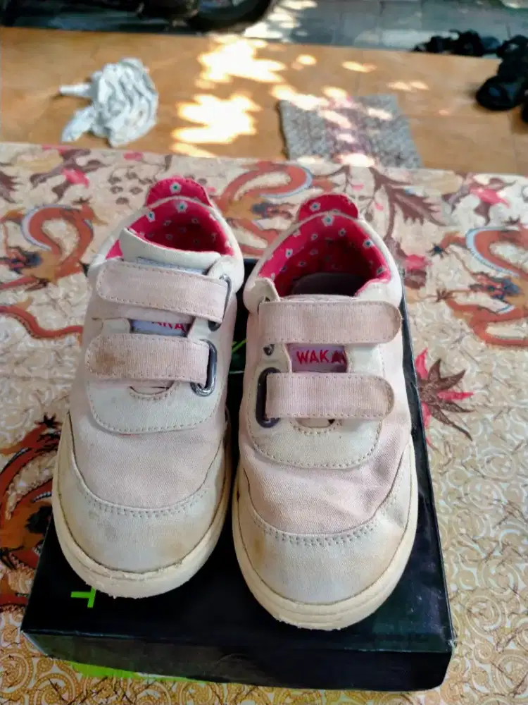 Sepatu Wakai anak second