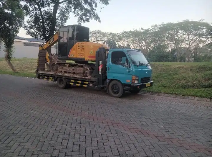 Komatsu PC 75/78