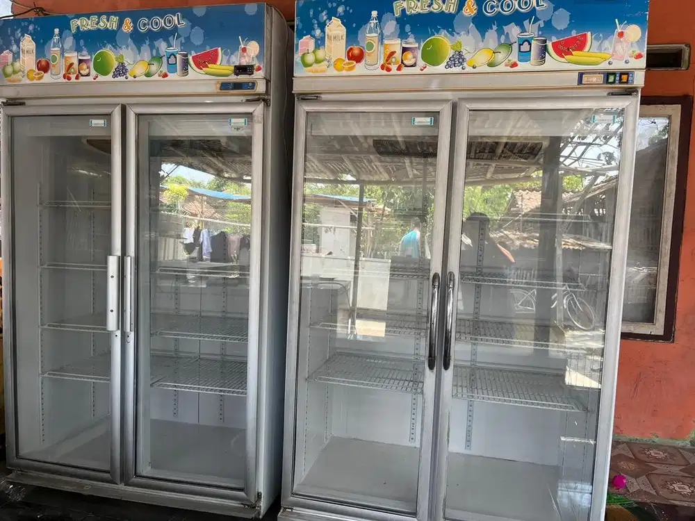 Showcase 2 Pintu Sansio