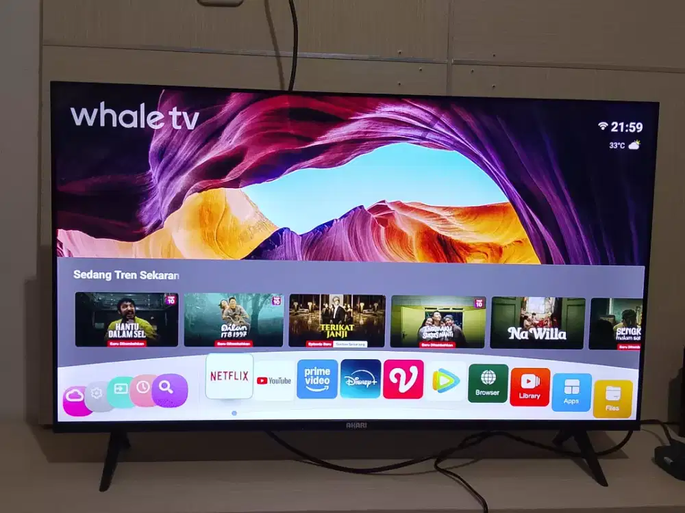 Smart LED TV . AKARI 40 INCH . BARU