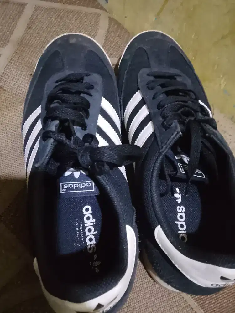 Sepatu Adidas original