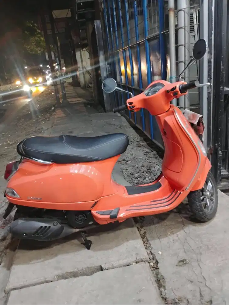 Vespa LX125 i-get facelift low km