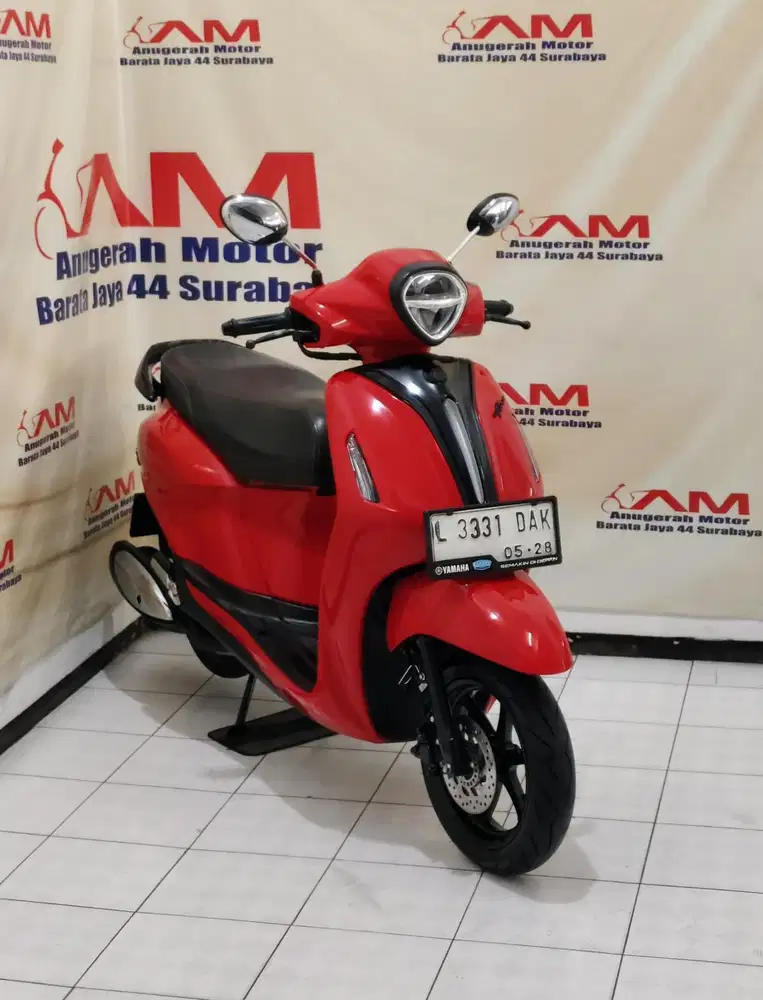 Ready Yamaha grand filano 125 tahun 2023 warna merah glossy