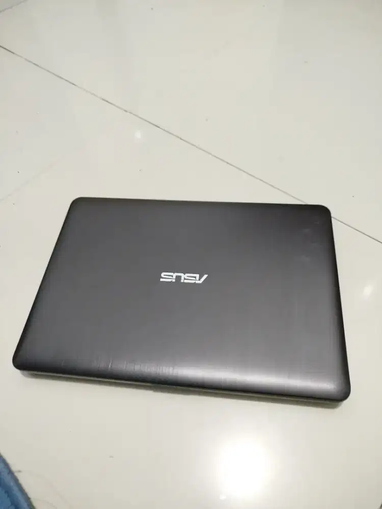Asus X441Ur Normal