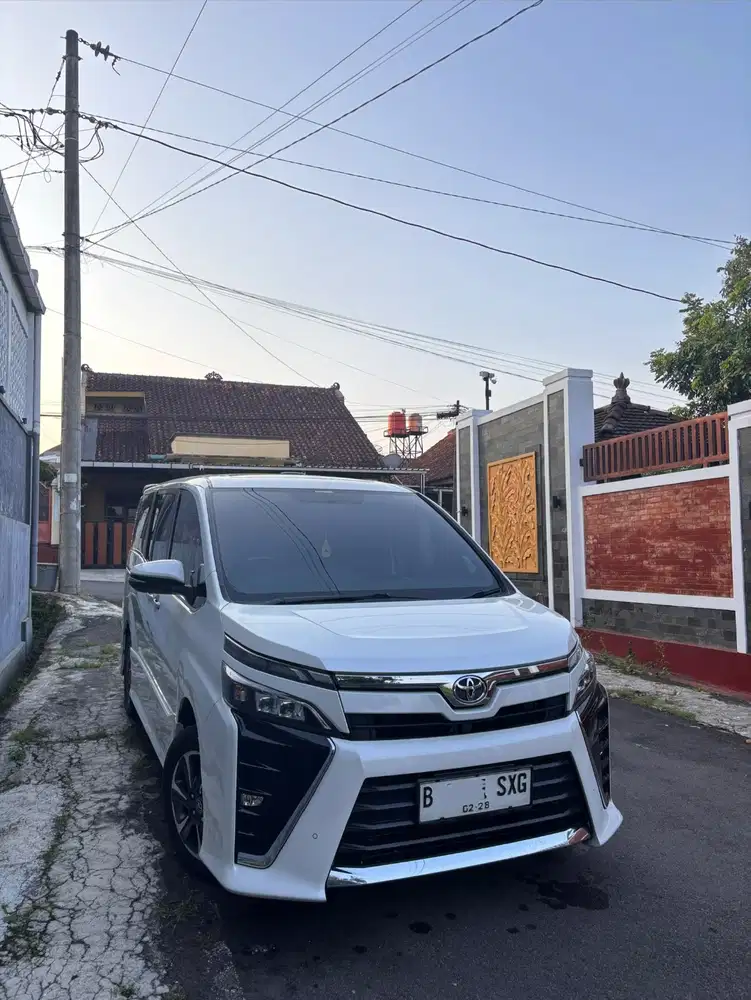 Voxy 2017 Istimewa