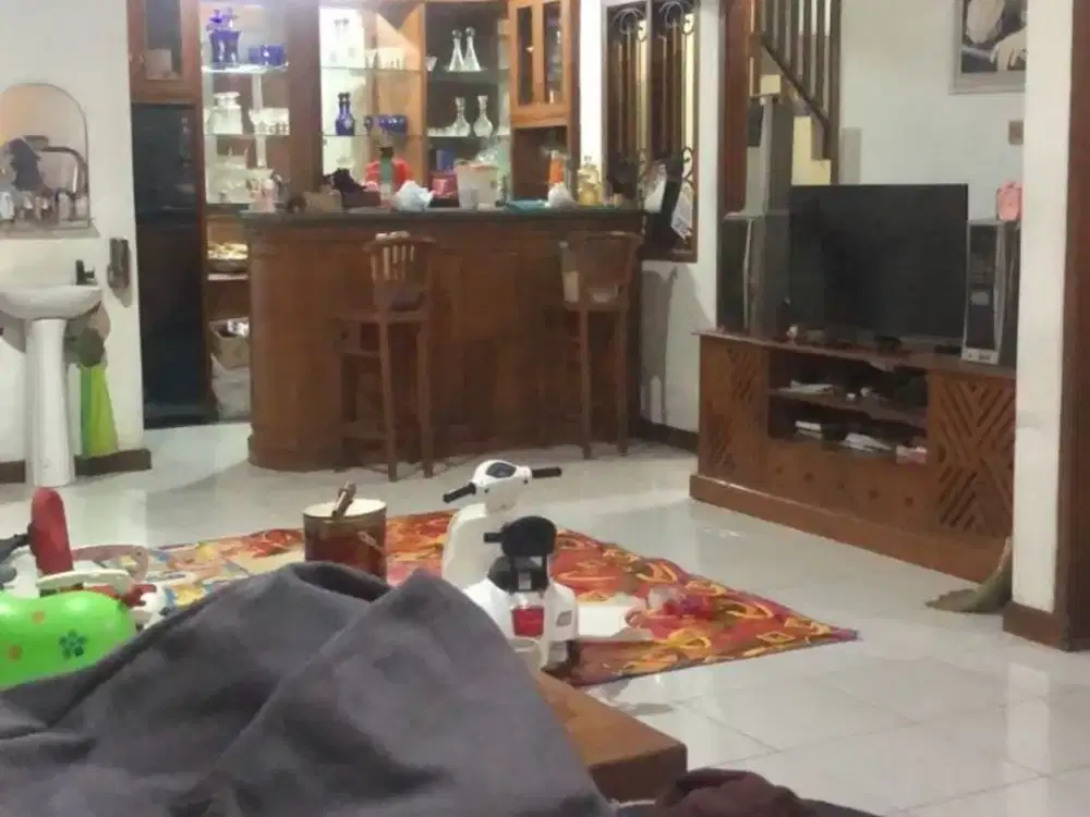 Tanjungsari Asri, Antapani. Rumah Luas Siap Huni di Kota Bandung