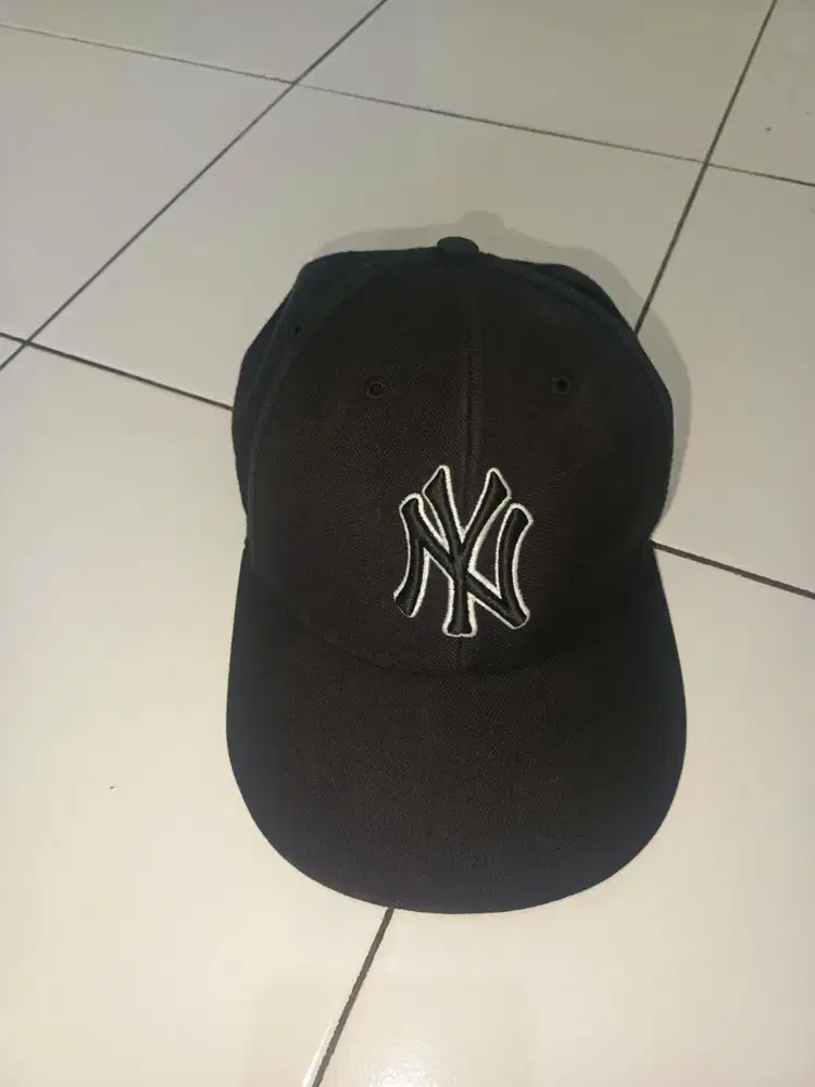 Topi Thrift Second Original Branded Mulus No Minus AllSize