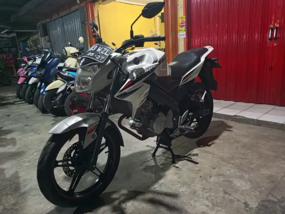 Yamaha Vixion tahun 2014 cakep siap pakai