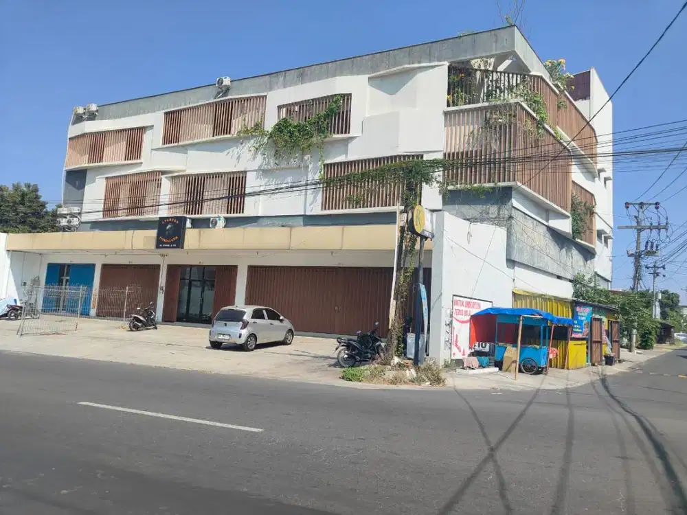 Ruko Dekat The Park Mall Siap Pakai
