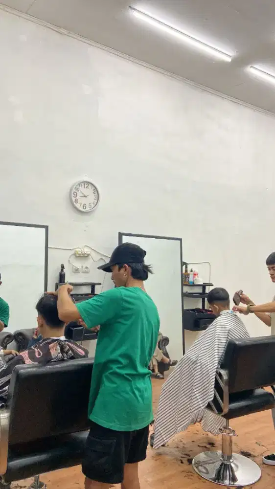 cari loker barbershop