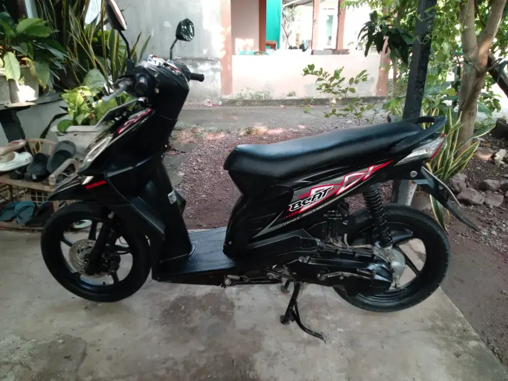 Di jual honda beat 2012