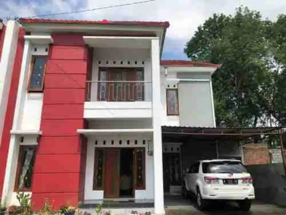 disewakan rumah furnish 2 lantai dalam cluster didekat kampus uii