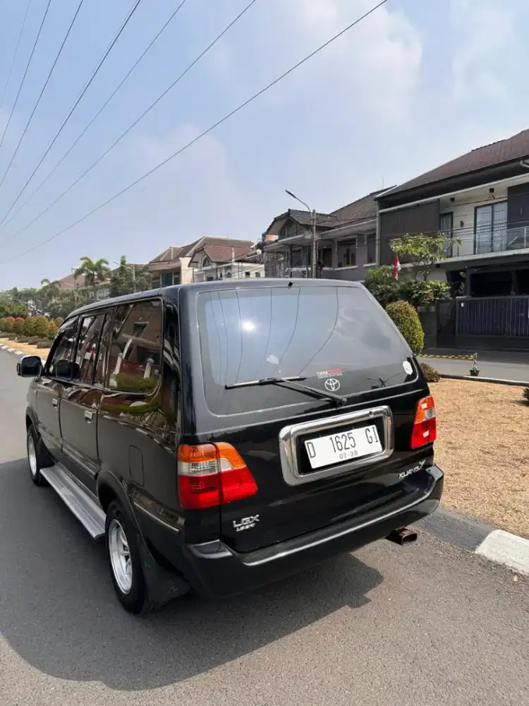 Kijang LGX Manual Bensin 2003 Antik