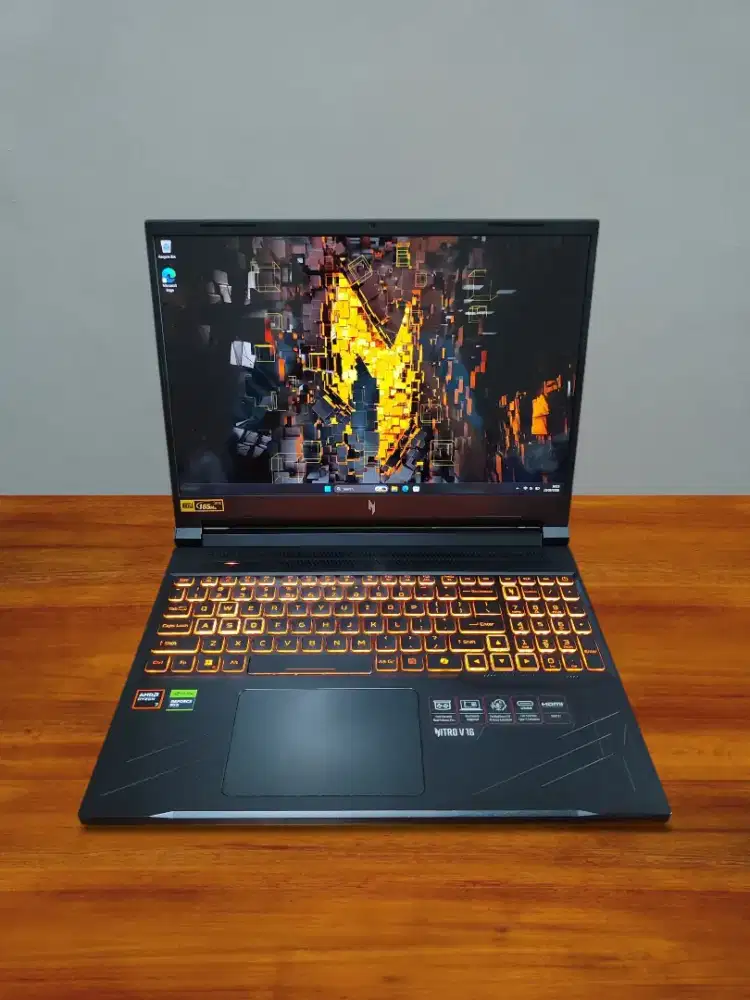 Acer Nitro V16 Ryzen 7 8845HS 32GB RTX 4050 512GB SSD 165Hz x Legion