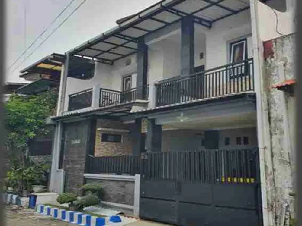 dijual rumah di Kebraon utama Surabaya Selatan