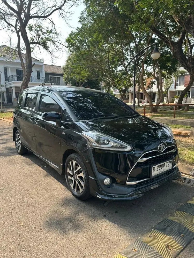 Toyota Sienta Q 2018