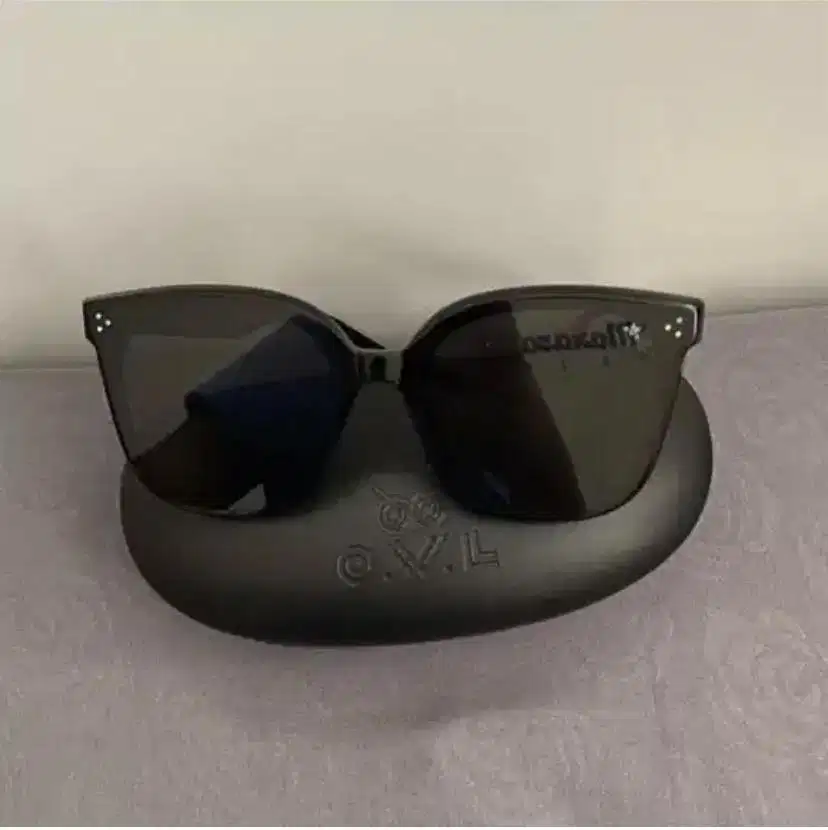 Preloved kaca mata gentle monster