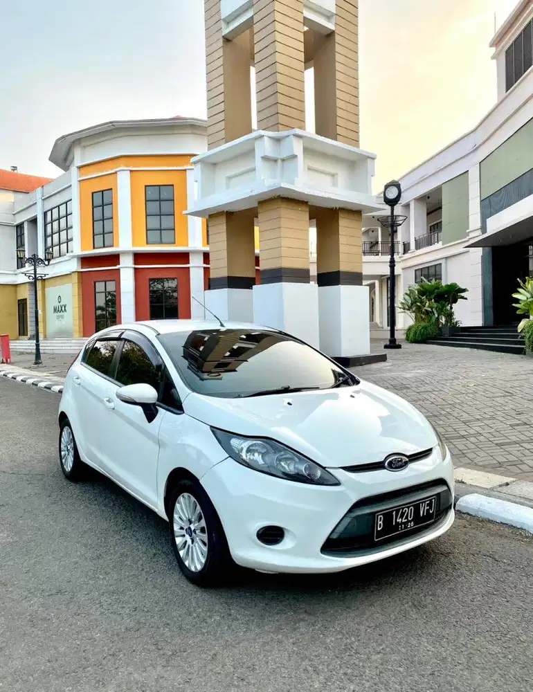 Ford Fiesta 1.4 2011 Sangat Istimewa Mulus No Minus