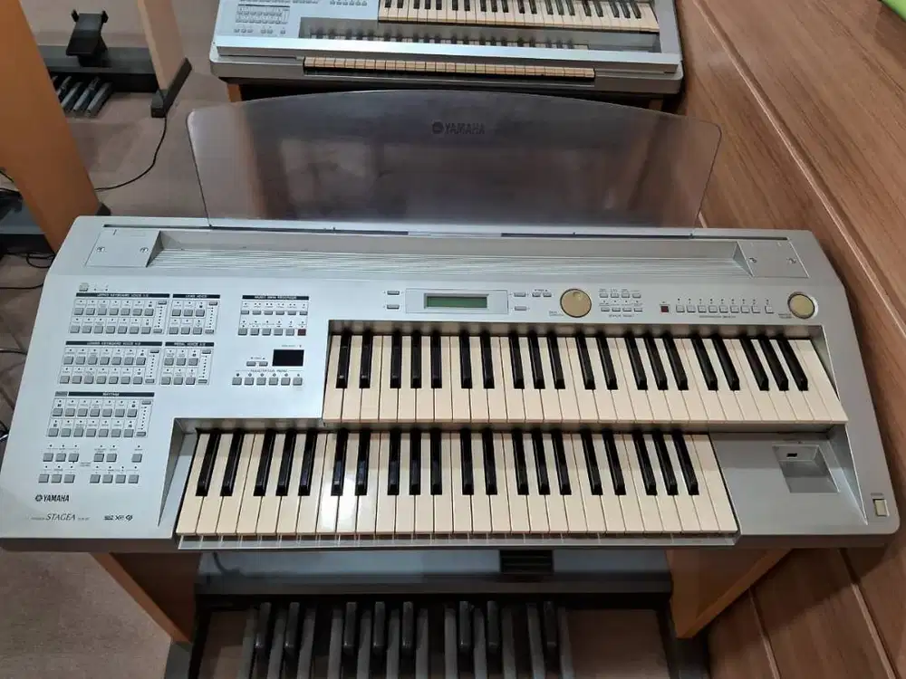 Yamaha Electone STAGEA ELB-01 Bekas Kelas Musik – Tanpa Kaca