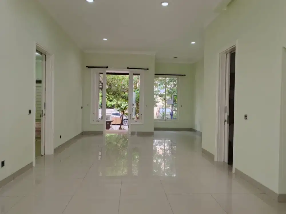 Disewa Rumah Aquamarine Unit rapih siap huni di Gading serpong